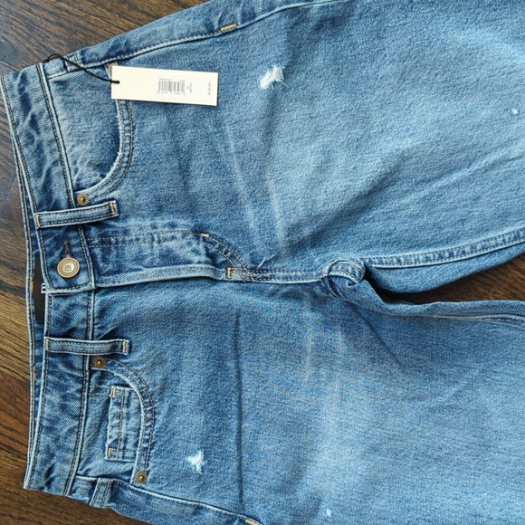 Banana Republic Jeans - Distressed, Cropped Size 24 Petite - Picture 2 of 8